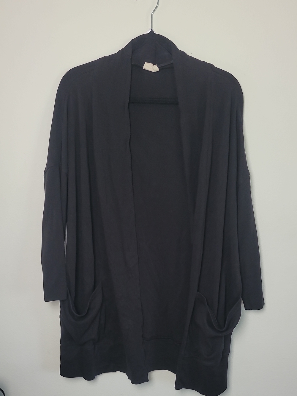 pact Cardigan in Black M/L